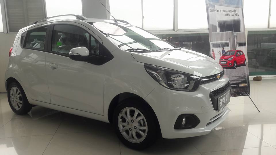 Chevrolet Spark LT 2018 - Bán Chevrolet Spark mới vay 90% - Hỗ trợ thêm cho anh em chạy Grab - LH 0912844768