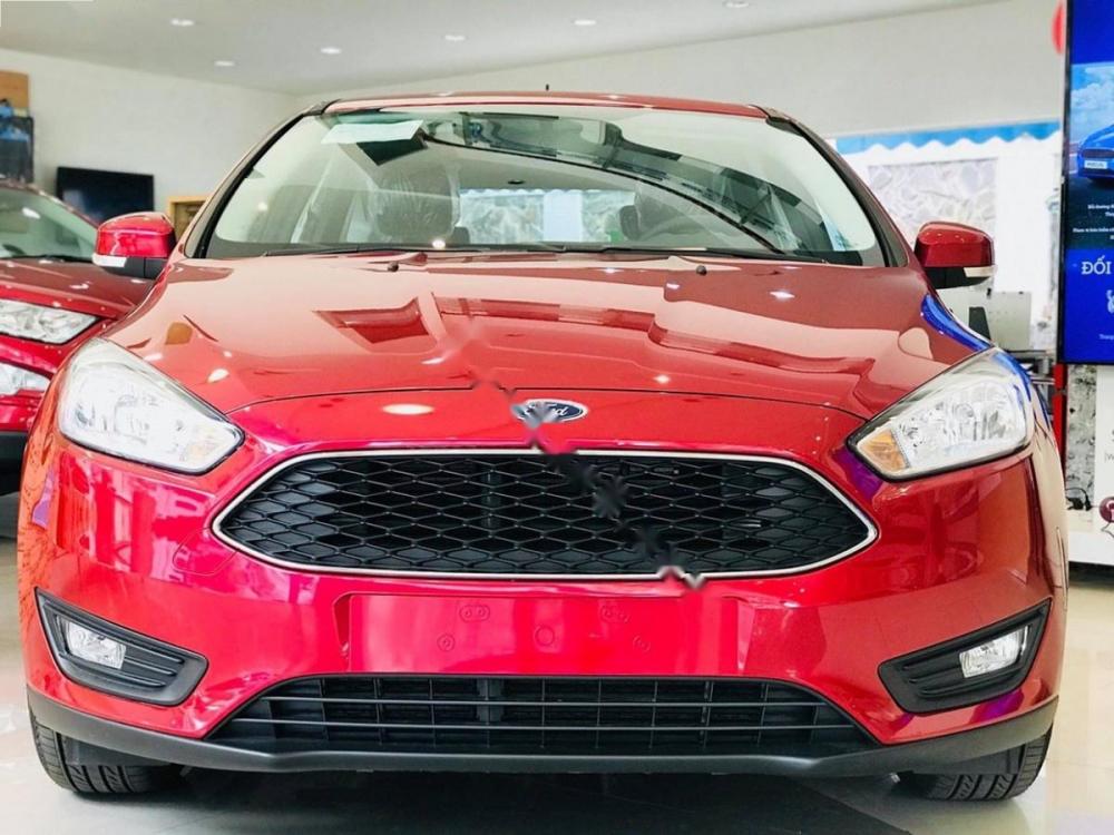 Ford Focus Trend 1.5L 2018 - Bán xe Ford Focus Trend 1.5L đời 2018, màu đỏ