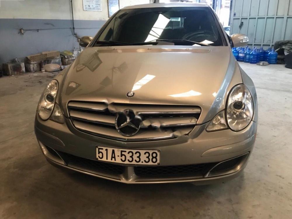 Mercedes-Benz R class R350 2006 - Bán ô tô Mercedes R350 đời 2006, màu vàng, xe nhập