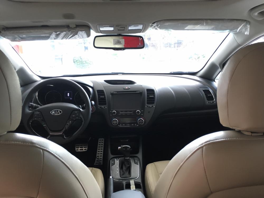 Kia Cerato  1.6 MT 2018 - Bán Kia Cerato 2018 giá chỉ từ 499tr, đủ màu, sẵn xe giao ngay. LH: 0931522192