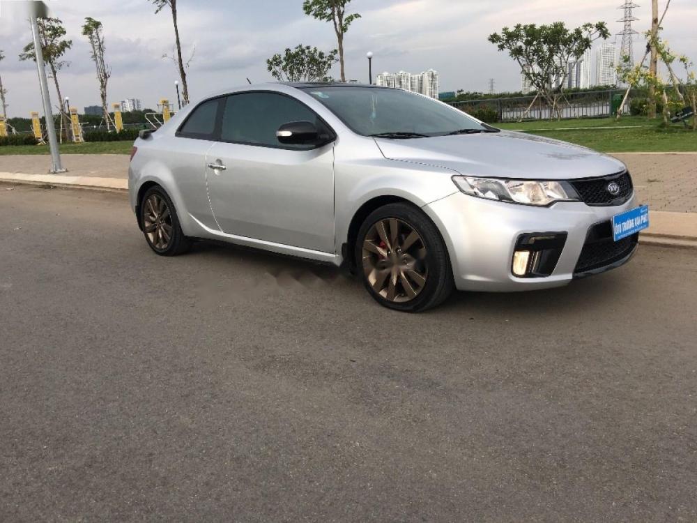 Kia Cerato Koup 1.6 AT 2010 - Bán Kia Cerato Koup 1.6 AT năm 2010, màu bạc, xe nhập, 415tr