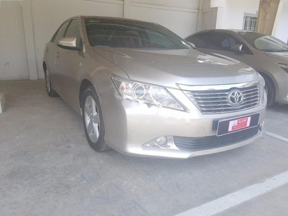 Toyota Camry 2.5Q 2015 - Bán Toyota Camry 2.5Q sản xuất năm 2015, màu nâu vàng