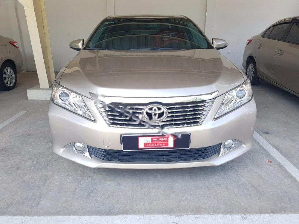 Toyota Camry 2.5Q 2015 - Bán Toyota Camry 2.5Q sản xuất năm 2015, màu nâu vàng