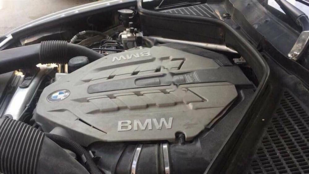 BMW X6 xDriver50i 2009 - Cần bán gấp BMW X6 xDriver50i năm 2009, màu trắng, nhập khẩu