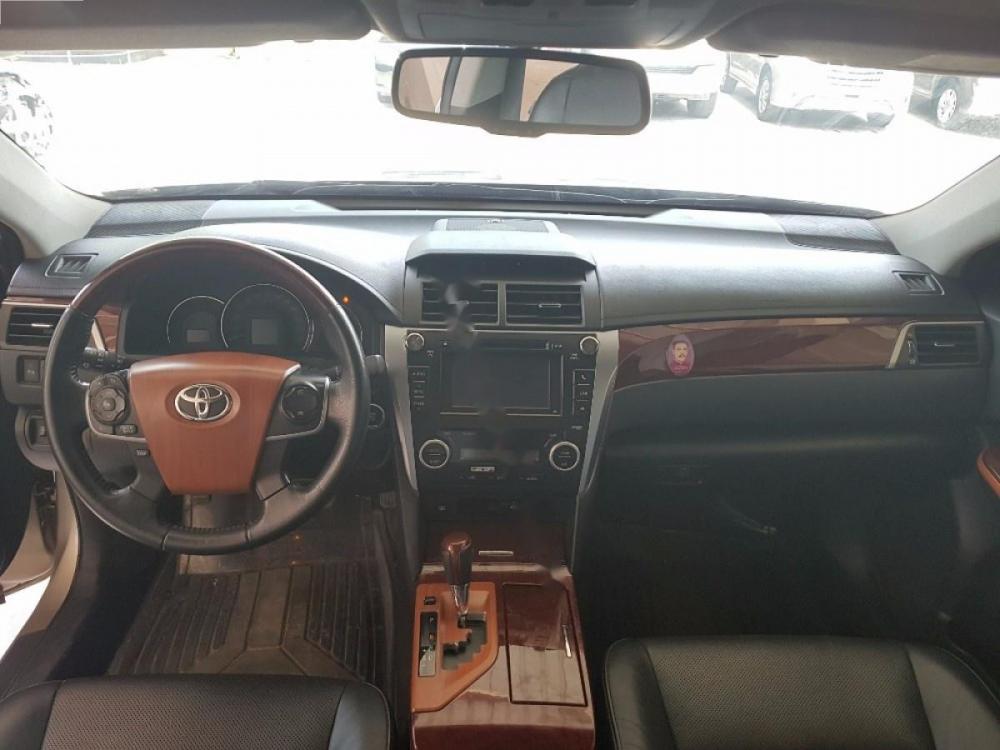 Toyota Camry 2.5Q 2015 - Bán Toyota Camry 2.5Q sản xuất năm 2015, màu nâu vàng