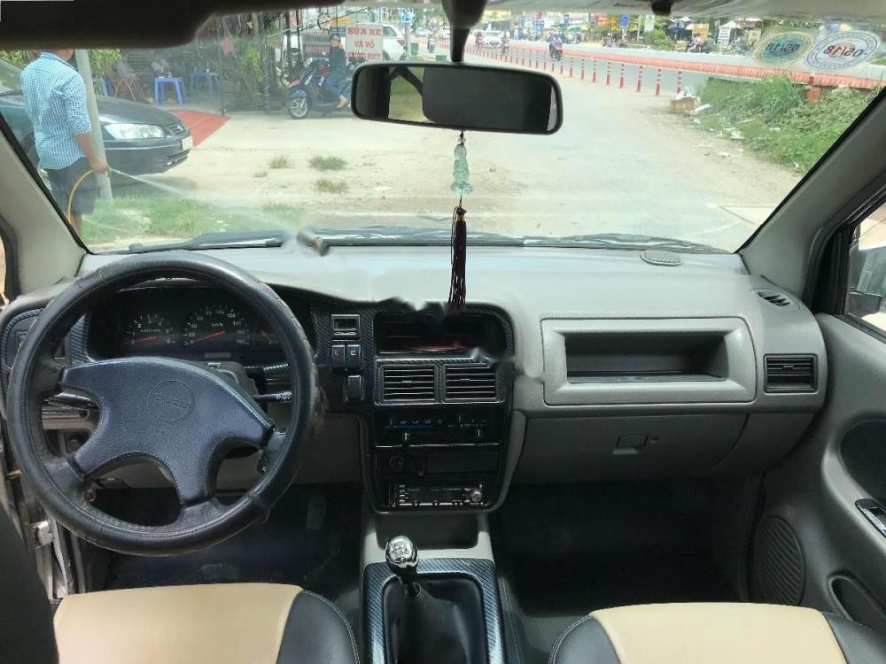 Isuzu Hi lander 2.5 2006 - Cần bán Isuzu Hi lander 2.5 đời 2006, màu bạc giá cạnh tranh