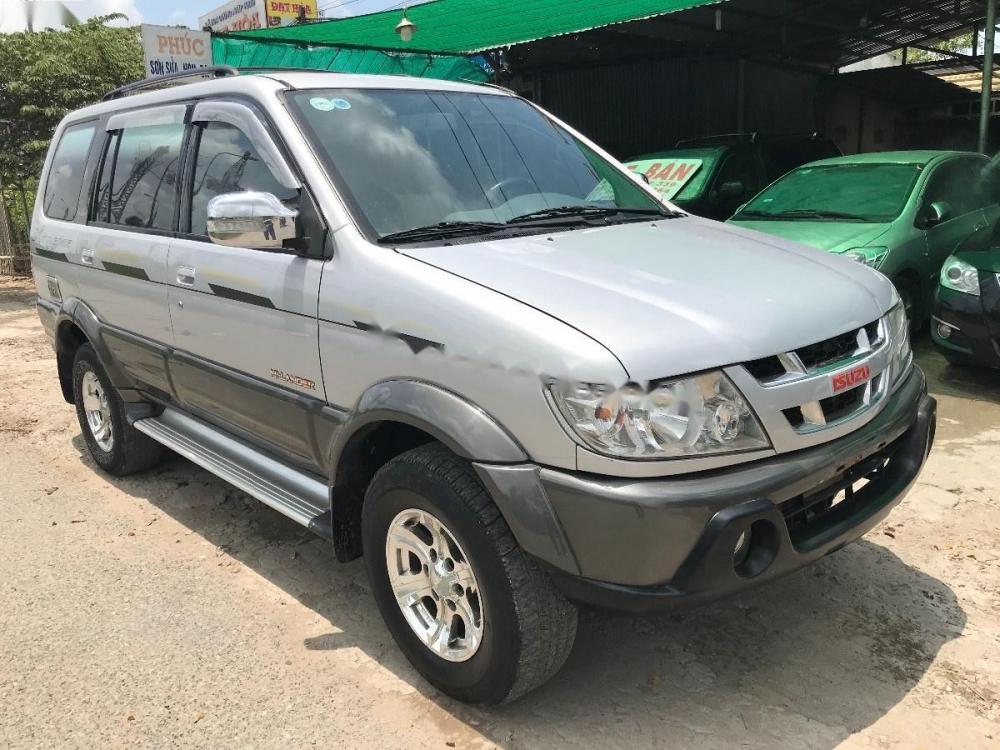 Isuzu Hi lander 2.5 2006 - Cần bán Isuzu Hi lander 2.5 đời 2006, màu bạc giá cạnh tranh