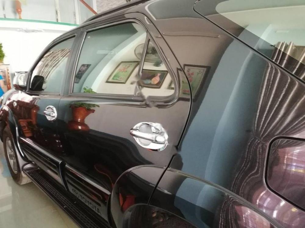 Toyota Fortuner 2.5G 2012 - Cần bán Toyota Fortuner 2.5G sản xuất 2012, màu đen, giá chỉ 780 triệu