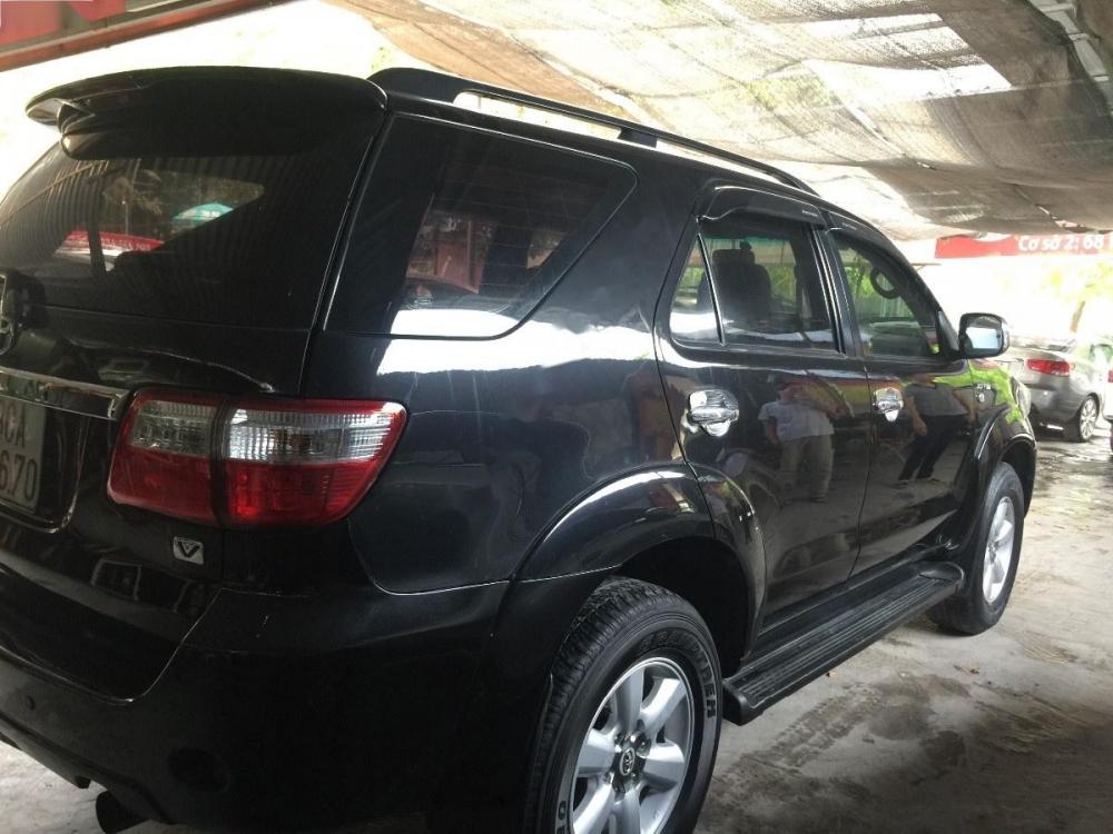 Toyota Fortuner 2.7V 4x4 AT 2009 - Bán Toyota Fortuner 2.7V 4x4 AT đời 2009, màu đen giá cạnh tranh