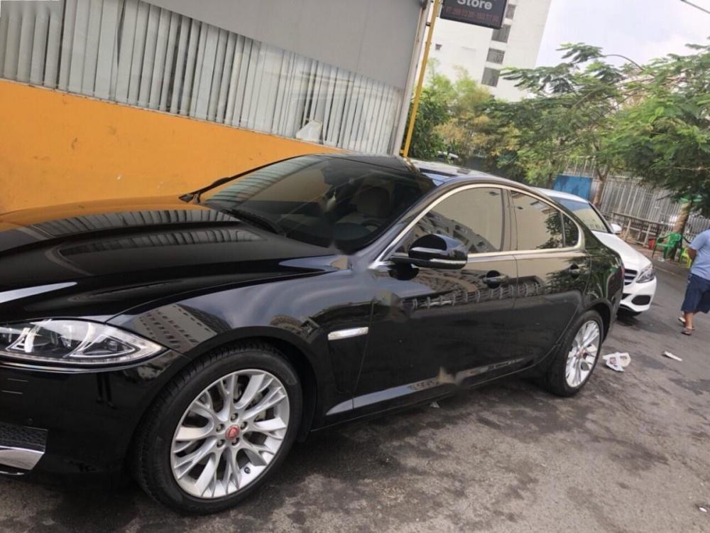 Jaguar XF Premium Luxury 2014 - Bán xe Jaguar XF Premium Luxury đời 2014, màu đen, nhập khẩu nguyên chiếc đẹp như mới