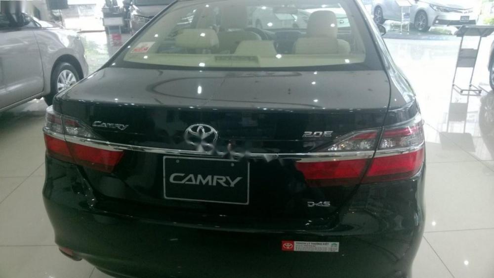 Toyota Camry 2.0E 2018 - Bán ô tô Toyota Camry 2.0E sản xuất 2018, màu đen