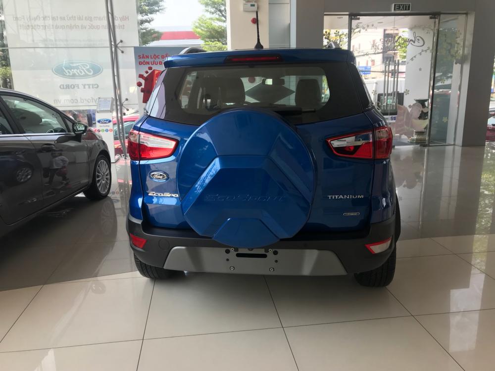 Ford EcoSport Titanium 2018 - Cần bán Ford EcoSport Titanium năm sản xuất 2018, màu xanh lam, giá chỉ 569 triệu