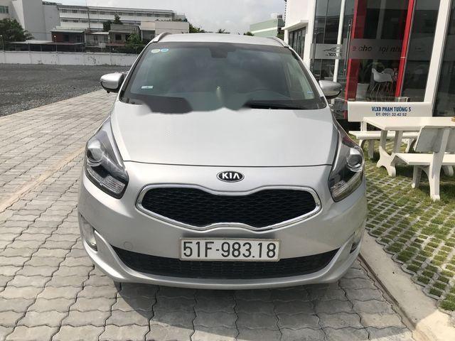 Kia Rondo   1.7 AT  2016 - Bán Kia Rondo 1.7 AT năm sản xuất 2016, màu bạc, giá chỉ 645 triệu