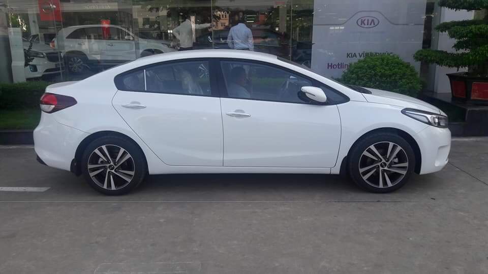 Kia Cerato 2018 - Bán xe Kia Cerato SMT 2018, hỗ trợ trả góp 85% liên hệ 0981185677