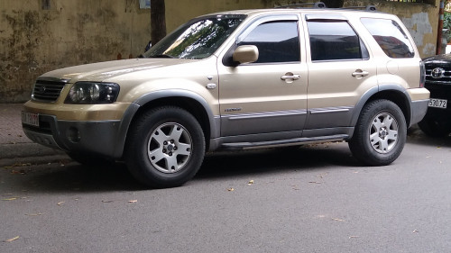 Ford Escape   3.0 AT  2004 - Bán Ford Escape 3.0 AT đời 2004, màu vàng cát