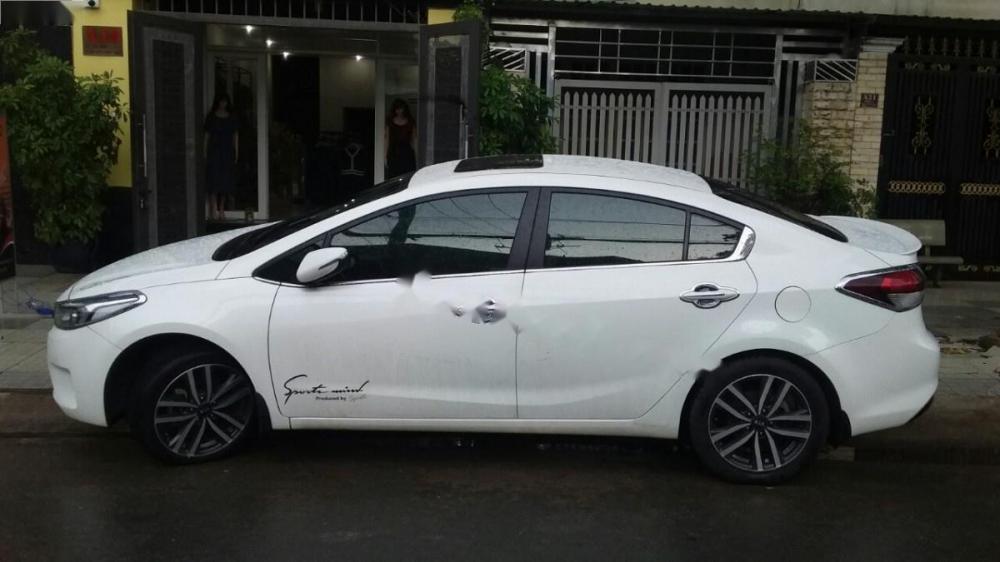 Kia Cerato 1.6 AT 2016 - Cần bán lại xe Kia Cerato 1.6 AT 2016, màu trắng 