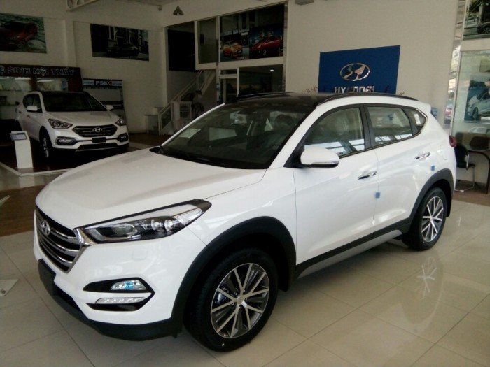 Hyundai Tucson 2018 - Bán xe Hyundai Tucson xăng, giá cực tốt, quà tặng khuyến mãi