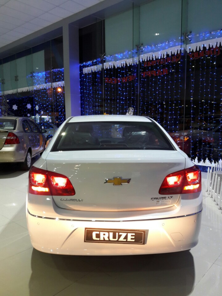 Chevrolet Cruze MT 2018 - Cần bán xe Chevrolet Cruze MT 2018, gía quá hấp dẫn đẳng cấp xe Mỹ