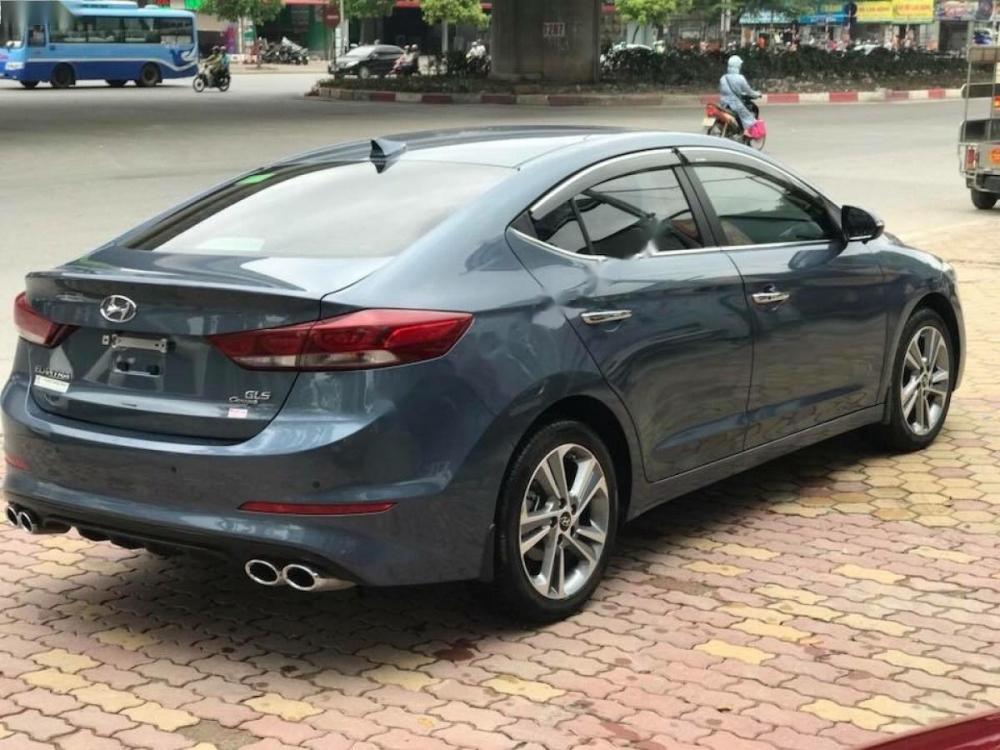 Hyundai Elantra  GLS 2.0 2017 - Bán ô tô Hyundai Elantra GLS 2.0 đời 2017, màu xanh lam