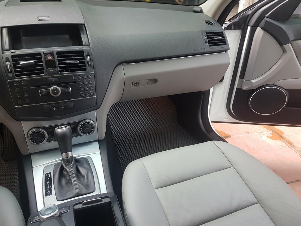 Mercedes-Benz C class C230 2008 - Bán Mercedes C230 đời 2008, màu trắng chính chủ, giá tốt