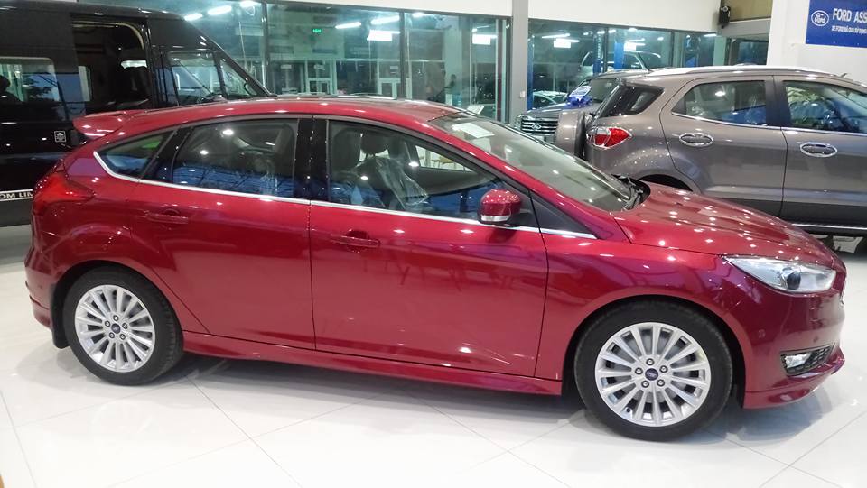 Ford Focus Trend 1.5L AT 2018 - Cần bán xe Ford Focus Trend và Titanium 1.5L AT, giá cực tốt, LH: 0918889278 để được tư vấn