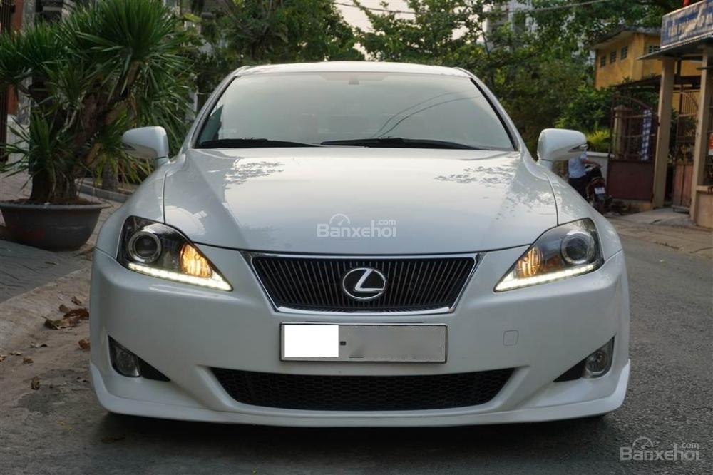 Lexus IS  250 F-sport 2007 - Bán Lexus IS250 F-sport sản xuất năm 2007, màu trắng, nhập khẩu nguyên chiếc, giá 810tr