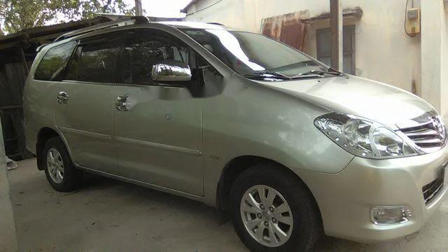 Toyota Innova G 2008 - Cần bán xe Toyota Innova G đời 2008, màu bạc còn mới, giá tốt