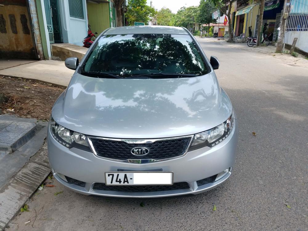 Kia Forte EX 2013 - Cần bán Kia Forte EX đời 2013, màu bạc, giá tốt