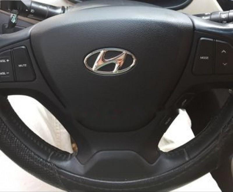 Hyundai Grand i10 Grand 1.0 MT 2016 - Bán ô tô Hyundai Grand i10 Grand 1.0 MT đời 2016, màu trắng, nhập khẩu nguyên chiếc