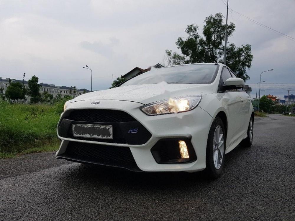 Ford Focus Trend 1.5L Ecoboost 2018 - Bán ô tô Ford Focus Trend 1.5L Ecoboost năm 2018, màu trắng