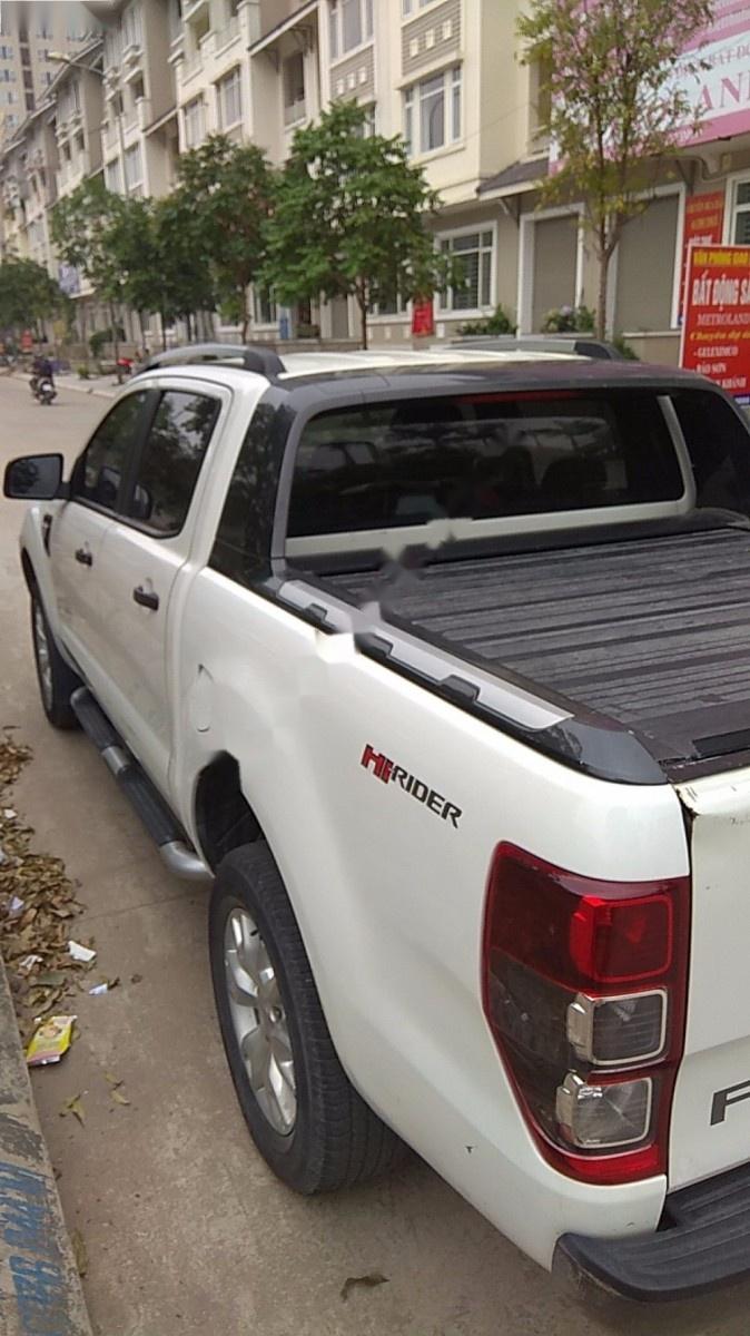 Ford Ranger 2015 - Bán xe Ford Ranger sản xuất 2015, màu trắng, nhập khẩu 