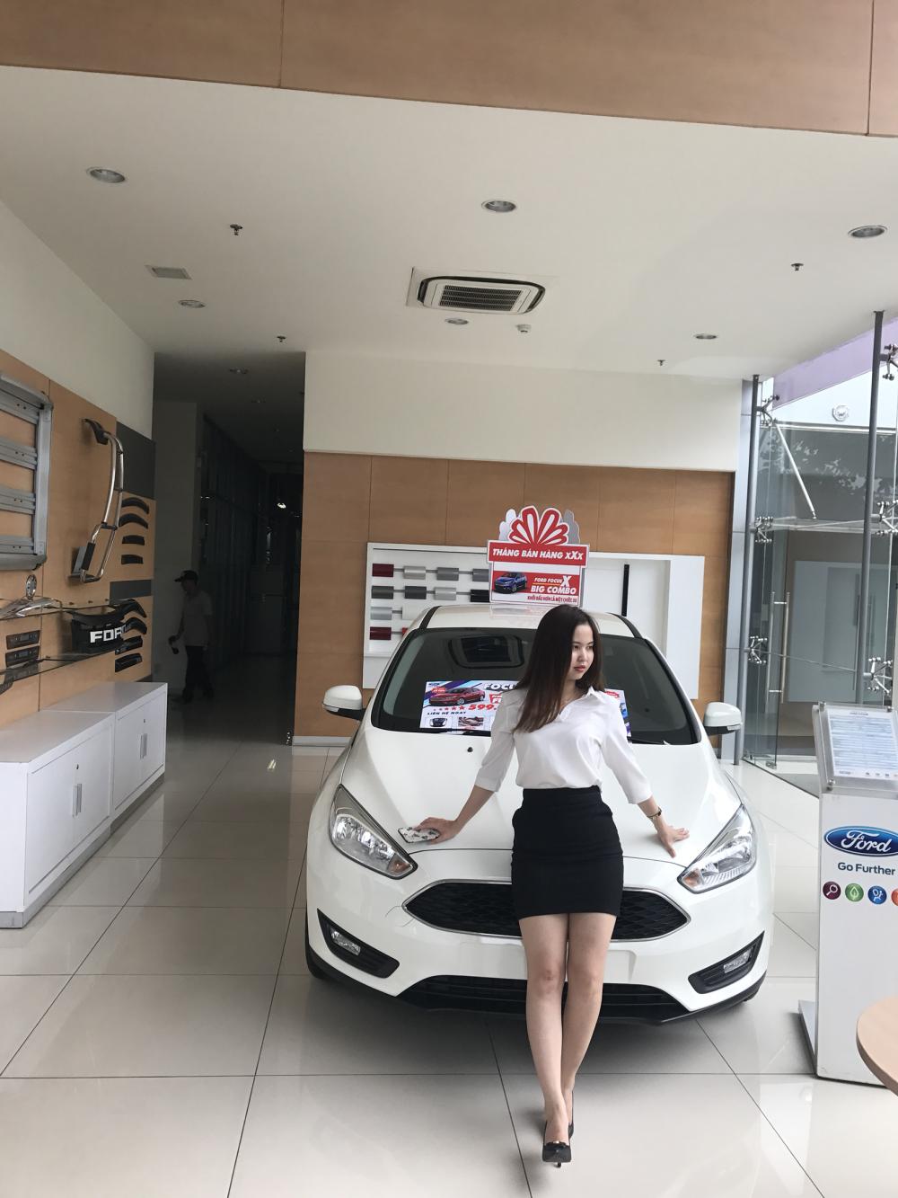 Ford Focus Trend 2018 - Nhận ngay option cao cấp khi mua Focus 2018 liên hệ Thảo Anh