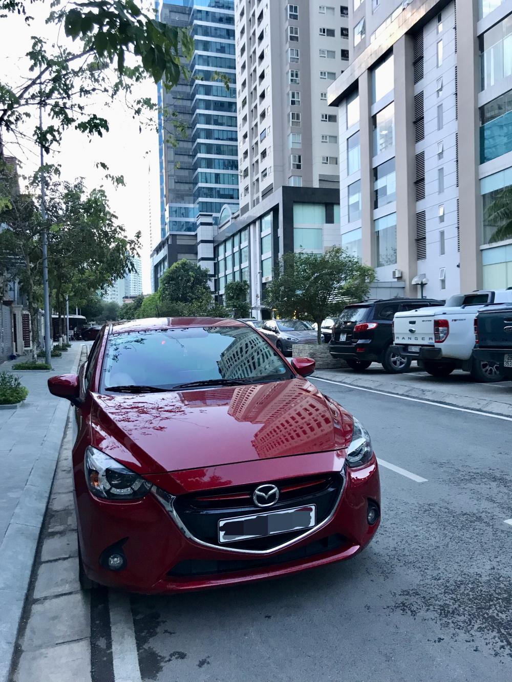 Mazda 2 2015 - Bán Mazda 2 sản xuất 2015, màu đỏ, nhập khẩu