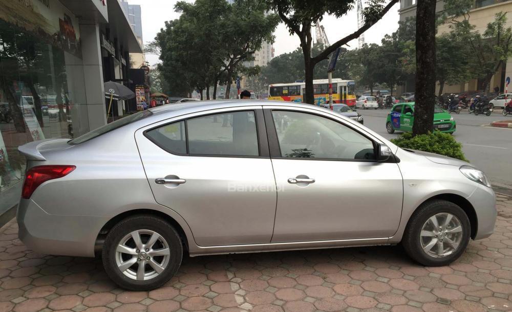 Nissan Sunny 2018 - Bán ô tô Nissan Sunny đời 2018, màu bạc, giá 463tr