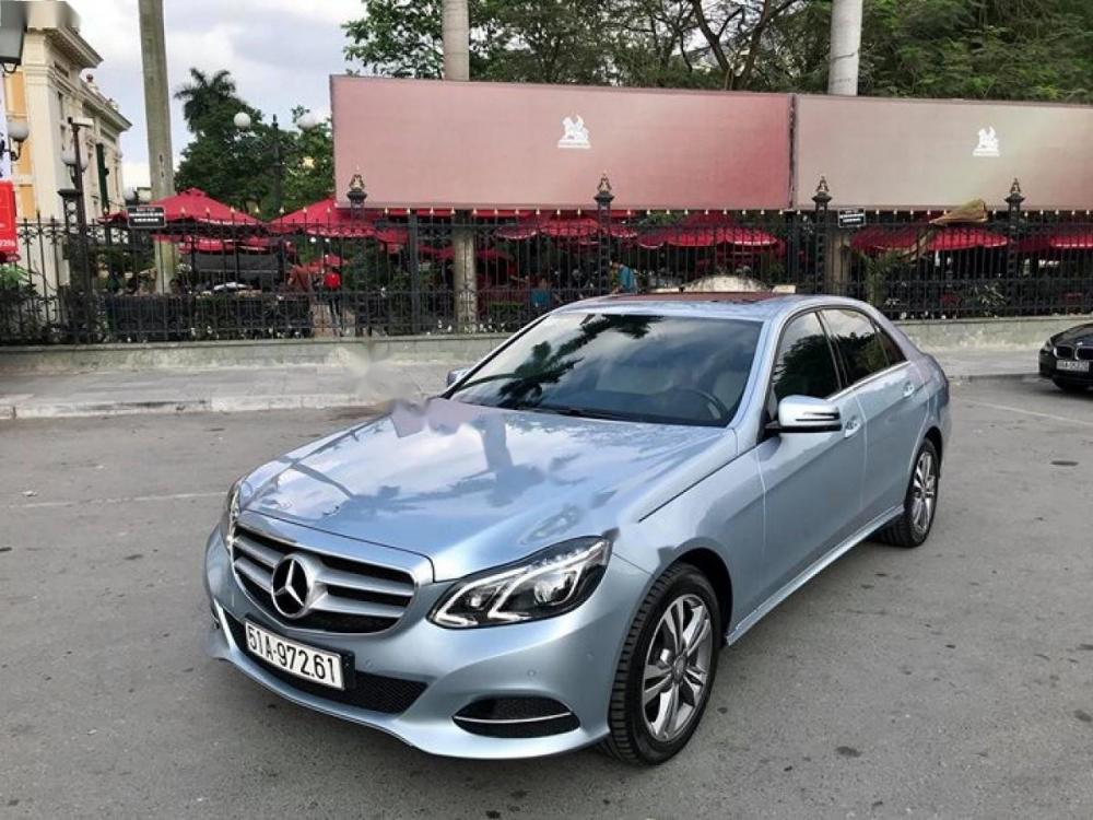 Mercedes-Benz E class E250 2014 - Bán Mercedes E250 năm sản xuất 2014, màu xanh lam