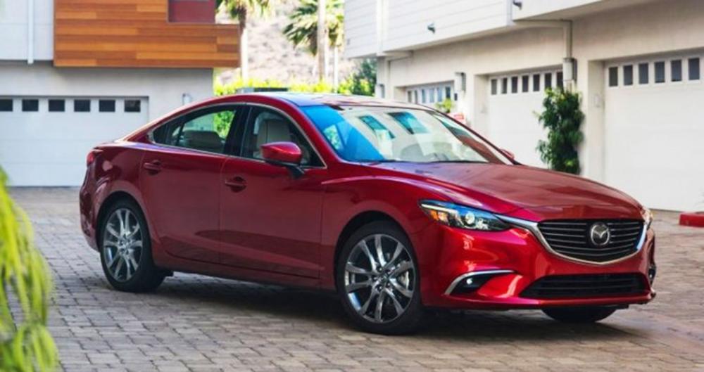 Mazda 6 2.0 Premium 2018 - Bán xe Mazda 6 2.0premium - Đẳng cấp sang trọng, hỗ trợ 80% - Chỉ cần 270tr là có xe ngay