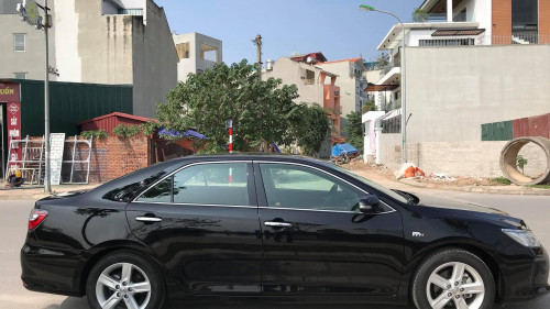 Toyota Camry   AT  2015 - Cần bán gấp Toyota Camry AT năm 2015, màu đen