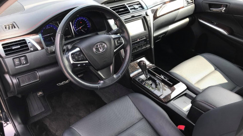 Toyota Camry   AT  2015 - Cần bán gấp Toyota Camry AT năm 2015, màu đen