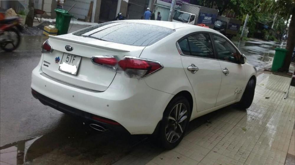 Kia Cerato 1.6 AT 2016 - Cần bán lại xe Kia Cerato 1.6 AT 2016, màu trắng 