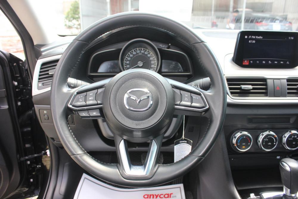 Mazda 3 1.5 AT 2017 - Bán Mazda 1.5 AT đời 2017, bản Facelift màu đen, full option