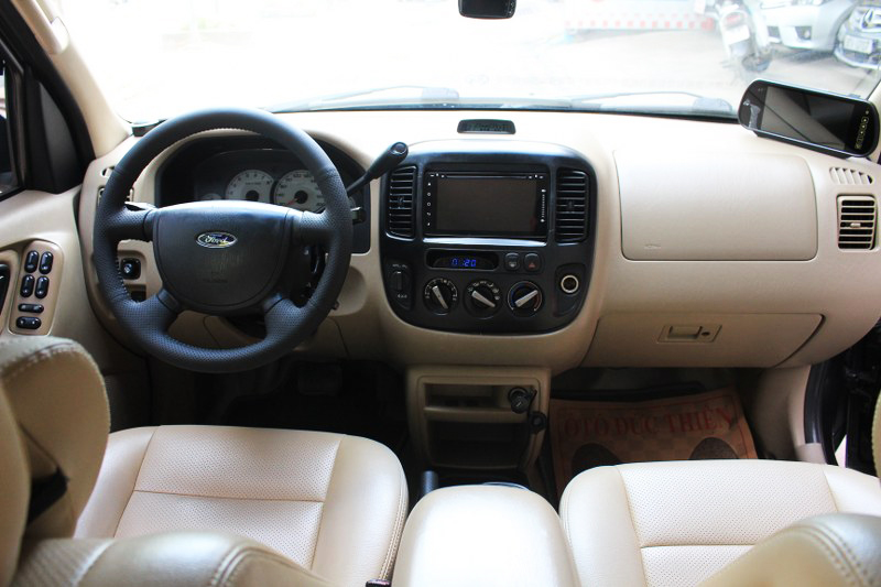 Ford Escape 2.3AT 2006 - Bán ô tô Ford Escape 2.3AT đời 2006, màu đen  