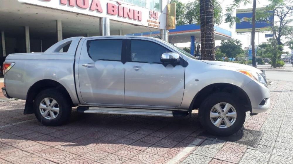 Mazda BT 50 2013 - Bán Mazda BT 50 đời 2013, màu vàng, nhập khẩu số sàn