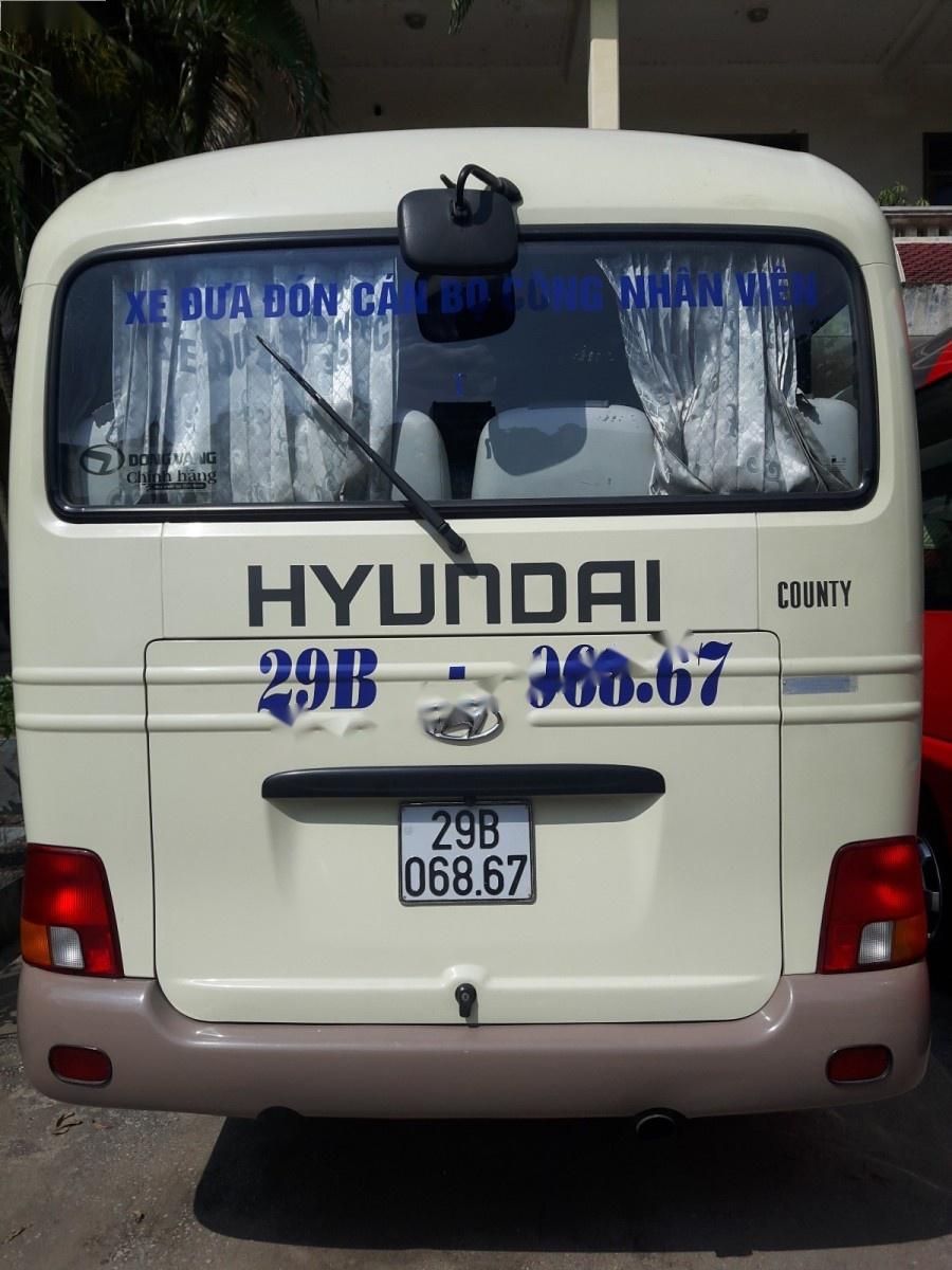 Hyundai County   2014 - Bán xe Hyundai County đời 2014, màu kem (be)