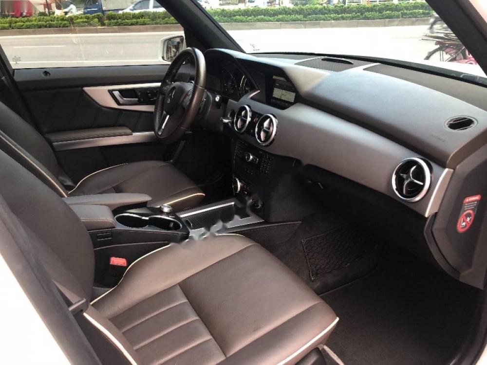 Mercedes-Benz GLK Class GLK250 4Matic 2015 - Bán ô tô Mercedes GLK250 4Matic năm 2015, màu trắng  