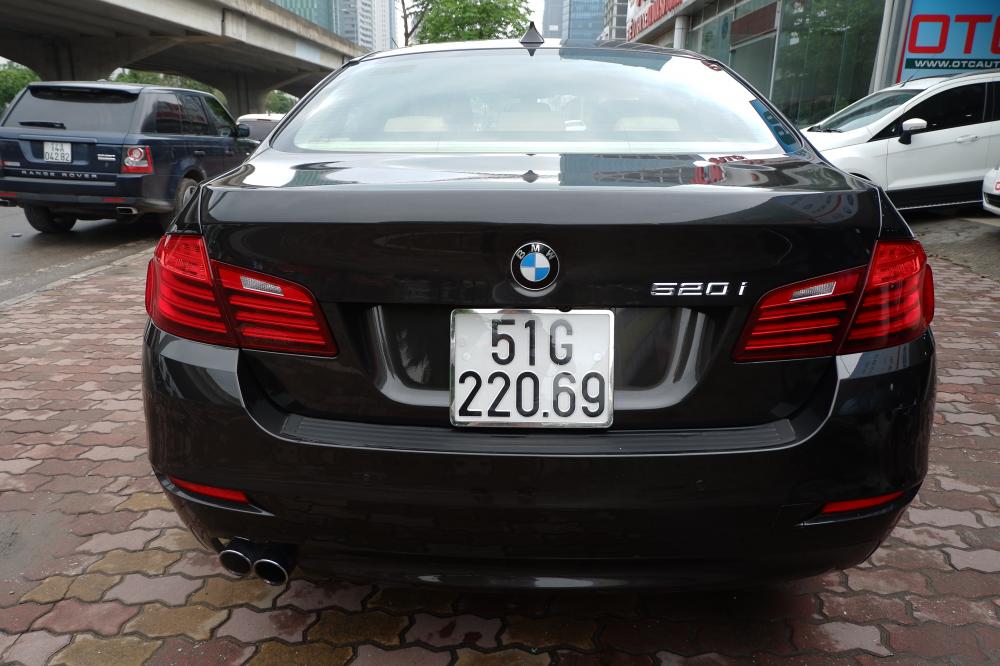 BMW 5 Series 520I 2016 - Cần bán BMW 5 Series 520I đời 2016, màu nâu, nhập khẩu