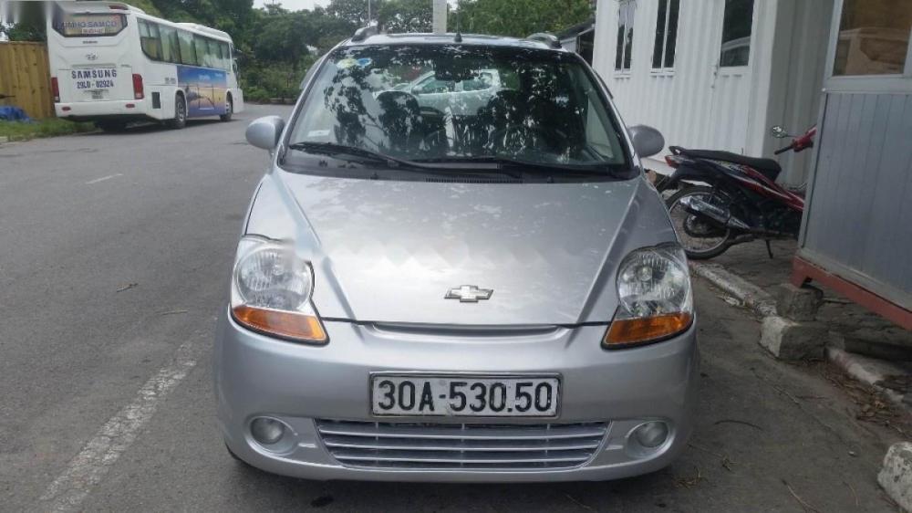 Chevrolet Spark MT   2009 - Gia đình bán lại xe Chevrolet Spark MT 2009, màu bạc 