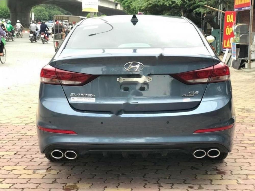 Hyundai Elantra  GLS 2.0 2017 - Bán ô tô Hyundai Elantra GLS 2.0 đời 2017, màu xanh lam