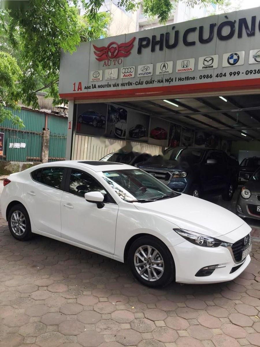 Mazda 3 Facelift 2017 - Bán Mazda 3 Facelift đời 2017, màu trắng