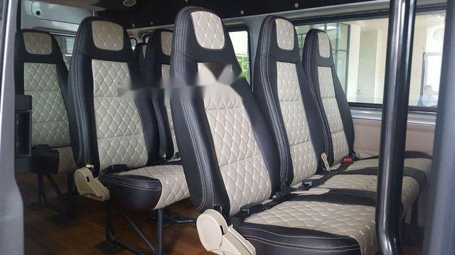 Ford Transit 2018 - Bán ô tô Ford Transit sản xuất năm 2018, màu bạc, giá 872tr