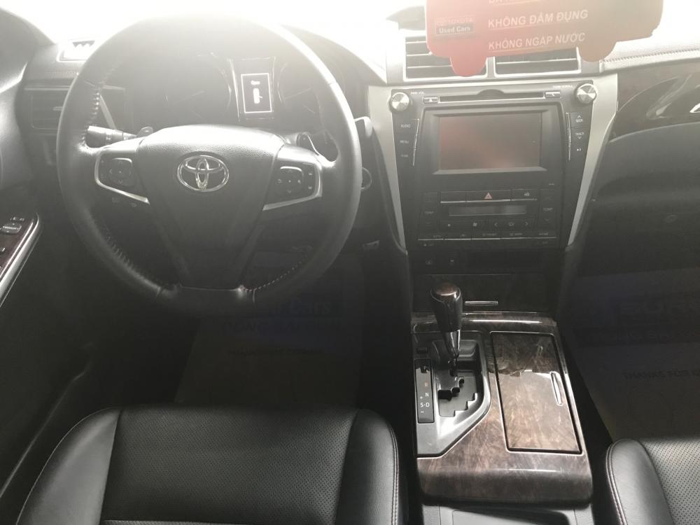 Toyota Camry 2.5Q 2015 - Bán Camry 2.5Q 2015 màu nâu vàng